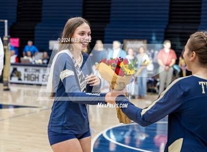 Thumbnail 1 in Arlington (Senior Night) photogallery.