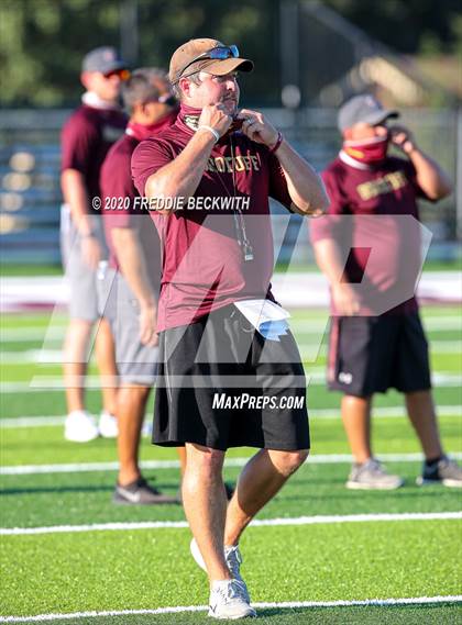 Thumbnail 1 in Henrietta vs. Whitesboro (Scrimmage) photogallery.