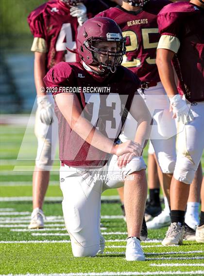 Thumbnail 1 in Henrietta vs. Whitesboro (Scrimmage) photogallery.