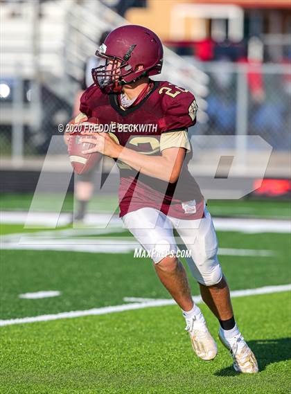 Thumbnail 1 in Henrietta vs. Whitesboro (Scrimmage) photogallery.