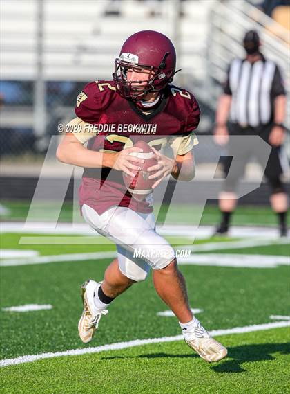 Thumbnail 2 in Henrietta vs. Whitesboro (Scrimmage) photogallery.