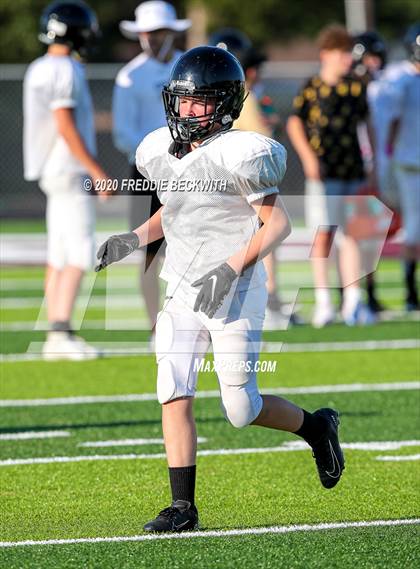 Thumbnail 3 in Henrietta vs. Whitesboro (Scrimmage) photogallery.