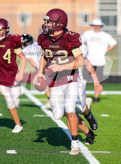 Thumbnail 3 in Henrietta vs. Whitesboro (Scrimmage) photogallery.
