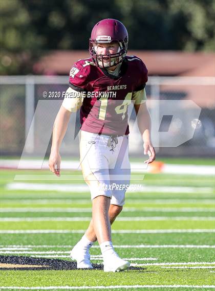 Thumbnail 2 in Henrietta vs. Whitesboro (Scrimmage) photogallery.