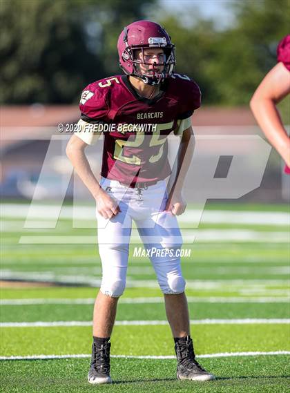 Thumbnail 3 in Henrietta vs. Whitesboro (Scrimmage) photogallery.