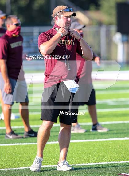 Thumbnail 3 in Henrietta vs. Whitesboro (Scrimmage) photogallery.