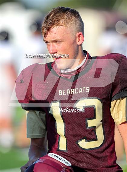 Thumbnail 1 in Henrietta vs. Whitesboro (Scrimmage) photogallery.