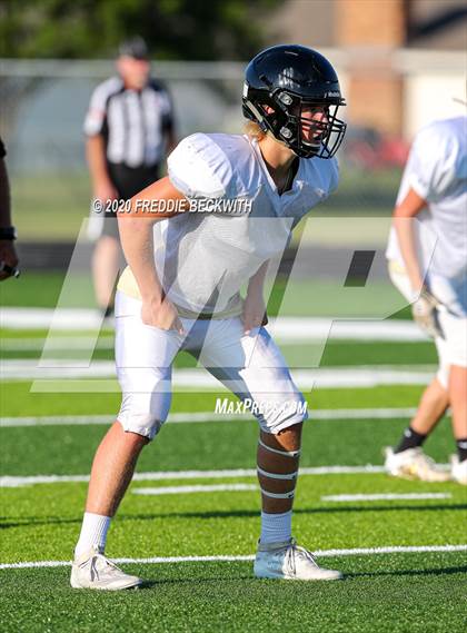 Thumbnail 3 in Henrietta vs. Whitesboro (Scrimmage) photogallery.