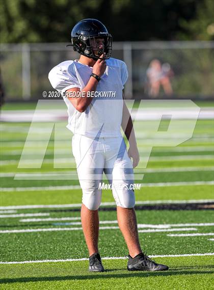 Thumbnail 3 in Henrietta vs. Whitesboro (Scrimmage) photogallery.