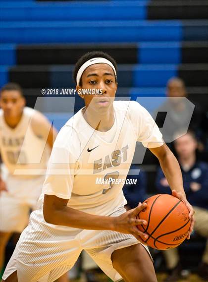 Thumbnail 3 in Althoff Catholic @ Belleville East photogallery.