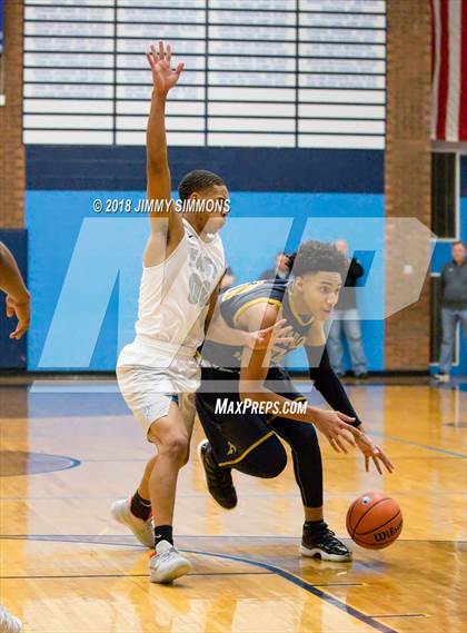Thumbnail 1 in Althoff Catholic @ Belleville East photogallery.