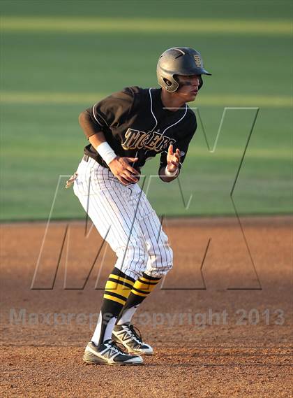 Thumbnail 1 in Banning vs. San Fernando (CIF LACS D1 Semi-Final) photogallery.