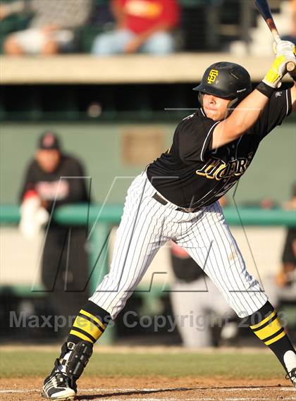 Thumbnail 3 in Banning vs. San Fernando (CIF LACS D1 Semi-Final) photogallery.