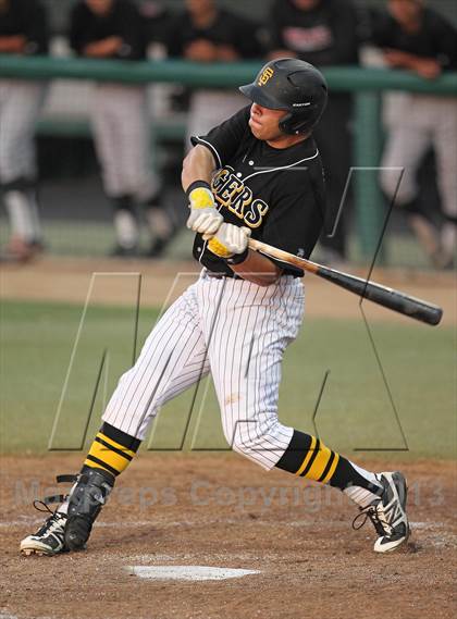 Thumbnail 2 in Banning vs. San Fernando (CIF LACS D1 Semi-Final) photogallery.