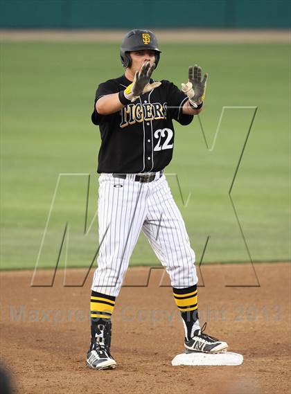 Thumbnail 2 in Banning vs. San Fernando (CIF LACS D1 Semi-Final) photogallery.