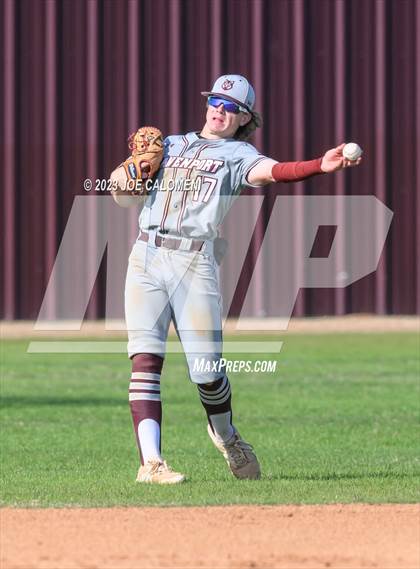 Thumbnail 2 in Davenport vs Corpus Christi Moody (Comal Clash) photogallery.