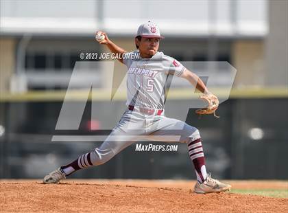 Thumbnail 2 in Davenport vs Corpus Christi Moody (Comal Clash) photogallery.