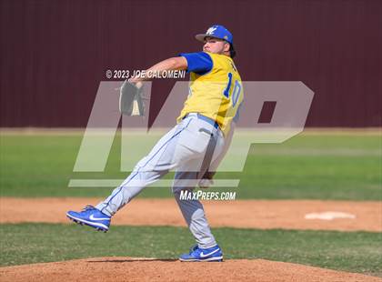 Thumbnail 3 in Davenport vs Corpus Christi Moody (Comal Clash) photogallery.