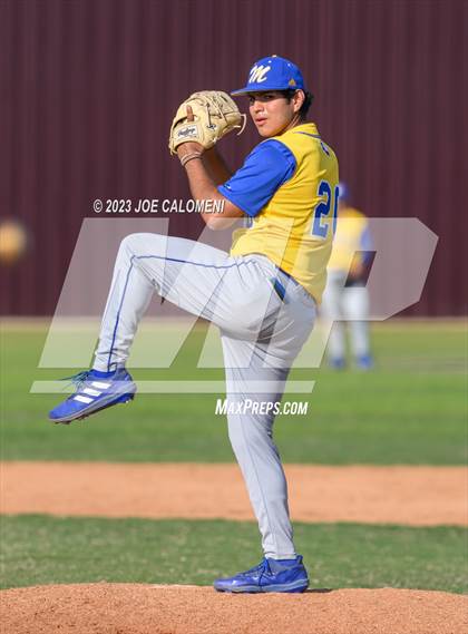 Thumbnail 1 in Davenport vs Corpus Christi Moody (Comal Clash) photogallery.