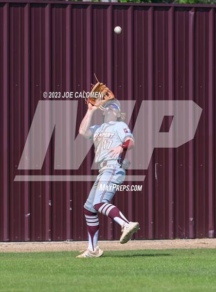 Thumbnail 2 in Davenport vs Corpus Christi Moody (Comal Clash) photogallery.