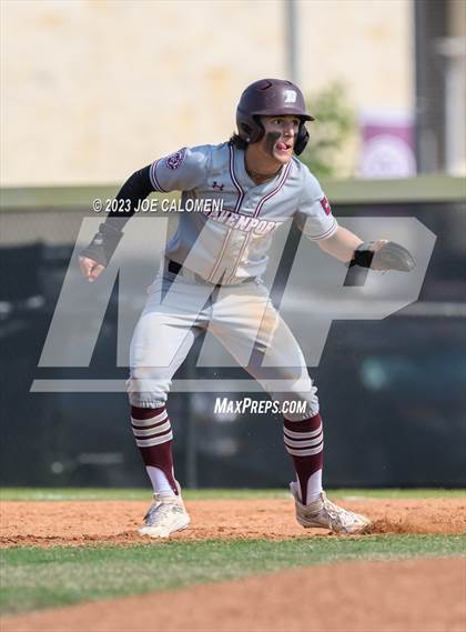 Thumbnail 1 in Davenport vs Corpus Christi Moody (Comal Clash) photogallery.
