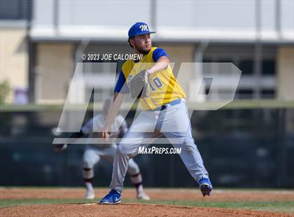 Thumbnail 2 in Davenport vs Corpus Christi Moody (Comal Clash) photogallery.