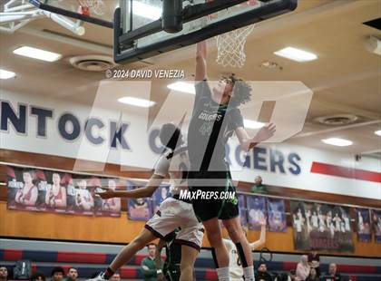 Thumbnail 2 in Phoenix Christian @ McClintock photogallery.