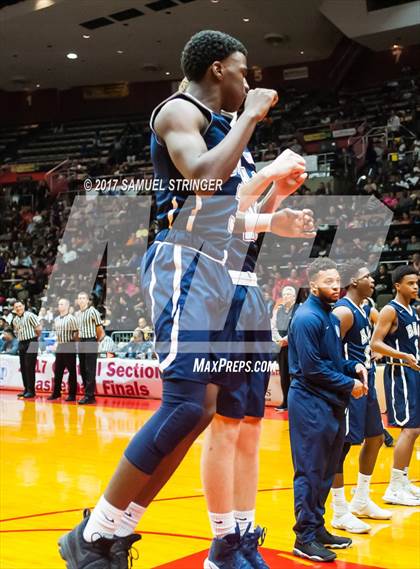 Thumbnail 2 in Central vs. Bakersfield (CIF CS D1 Final) photogallery.