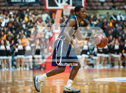 Thumbnail 2 in Central vs. Bakersfield (CIF CS D1 Final) photogallery.