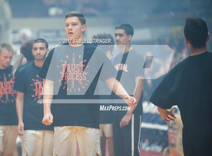 Thumbnail 3 in Central vs. Bakersfield (CIF CS D1 Final) photogallery.