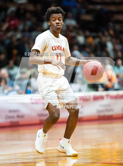 Thumbnail 1 in Central vs. Bakersfield (CIF CS D1 Final) photogallery.
