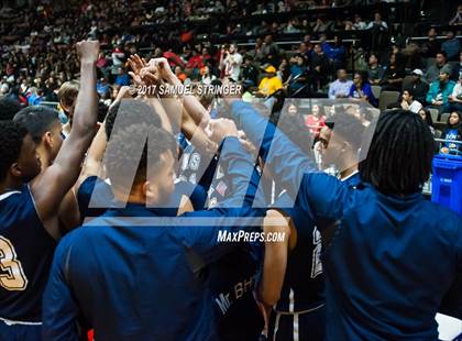 Thumbnail 2 in Central vs. Bakersfield (CIF CS D1 Final) photogallery.