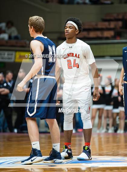 Thumbnail 3 in Central vs. Bakersfield (CIF CS D1 Final) photogallery.