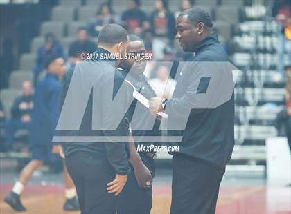 Thumbnail 1 in Central vs. Bakersfield (CIF CS D1 Final) photogallery.