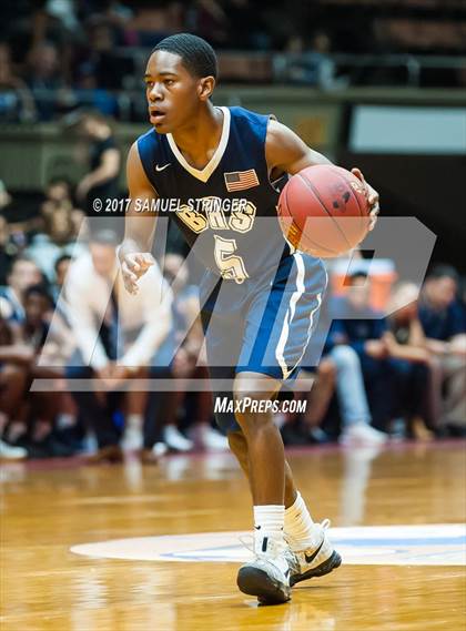 Thumbnail 3 in Central vs. Bakersfield (CIF CS D1 Final) photogallery.