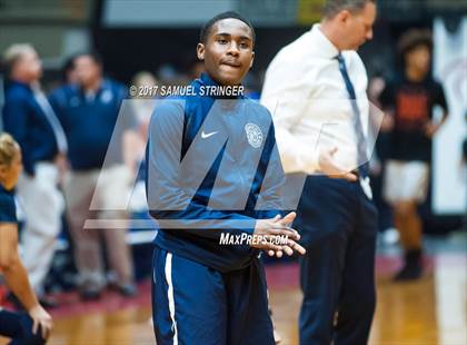 Thumbnail 3 in Central vs. Bakersfield (CIF CS D1 Final) photogallery.