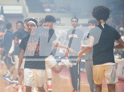 Thumbnail 2 in Central vs. Bakersfield (CIF CS D1 Final) photogallery.