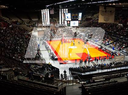Thumbnail 3 in Central vs. Bakersfield (CIF CS D1 Final) photogallery.