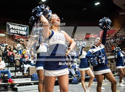 Thumbnail 1 in Central vs. Bakersfield (CIF CS D1 Final) photogallery.