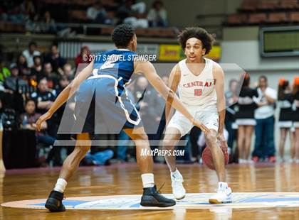 Thumbnail 2 in Central vs. Bakersfield (CIF CS D1 Final) photogallery.