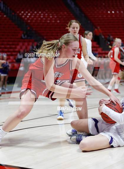 Thumbnail 2 in Springville vs. Lehi (UHSAA 5A Semifinal) photogallery.