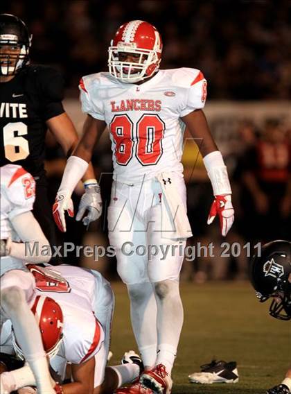 Thumbnail 2 in Orange Lutheran vs. Servite photogallery.