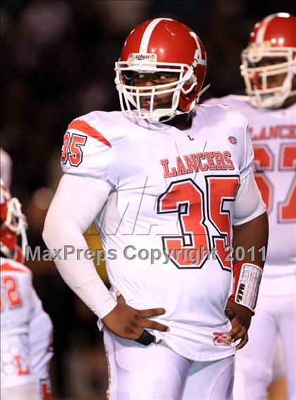 Thumbnail 1 in Orange Lutheran vs. Servite photogallery.