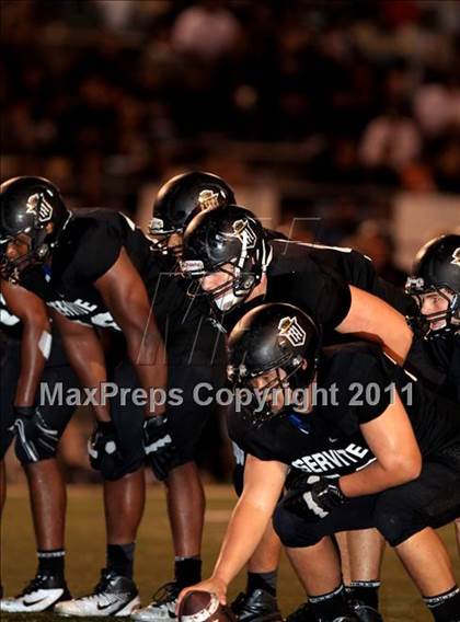 Thumbnail 3 in Orange Lutheran vs. Servite photogallery.