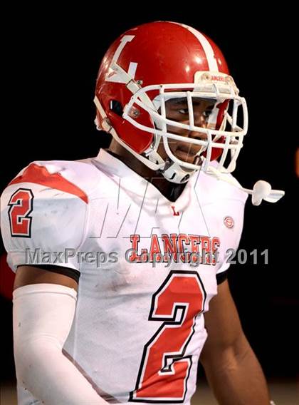 Thumbnail 2 in Orange Lutheran vs. Servite photogallery.