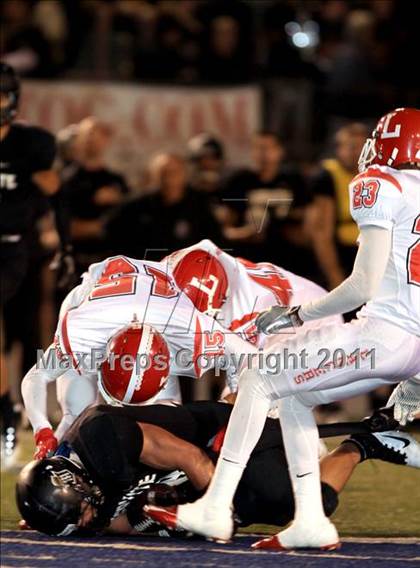 Thumbnail 3 in Orange Lutheran vs. Servite photogallery.