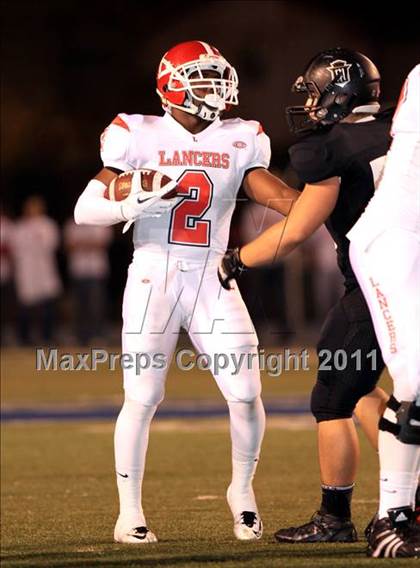 Thumbnail 1 in Orange Lutheran vs. Servite photogallery.