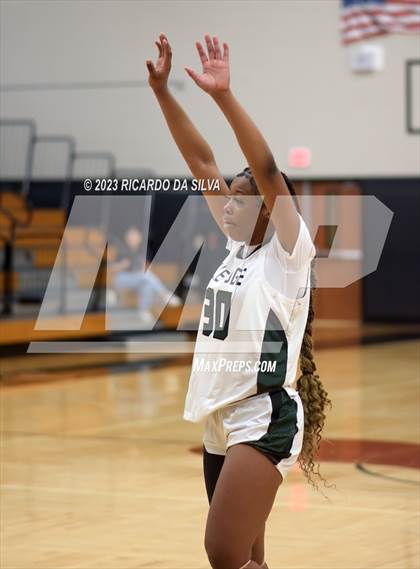 Thumbnail 2 in Memorial vs Lake Ridge (McDonald's Texas Invitational) photogallery.