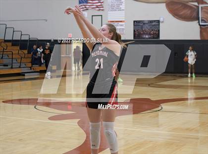 Thumbnail 3 in Memorial vs Lake Ridge (McDonald's Texas Invitational) photogallery.