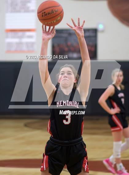 Thumbnail 3 in Memorial vs Lake Ridge (McDonald's Texas Invitational) photogallery.